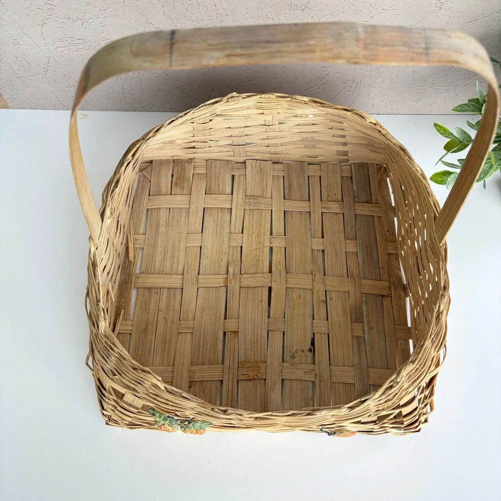 Vintage Woven Wood Splint Strawberry Basket Farmhouse Decor with Handle